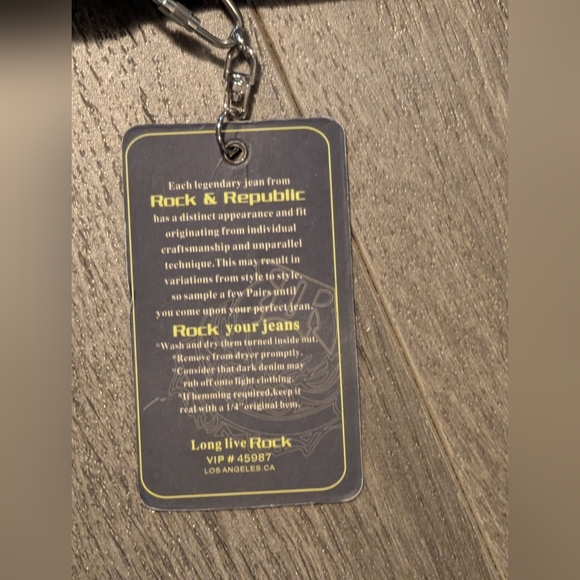 Rock And Republic. Blue Denim Jeans with Skull Embroidered Pockets, Button Fly. - Picture 8 of 12